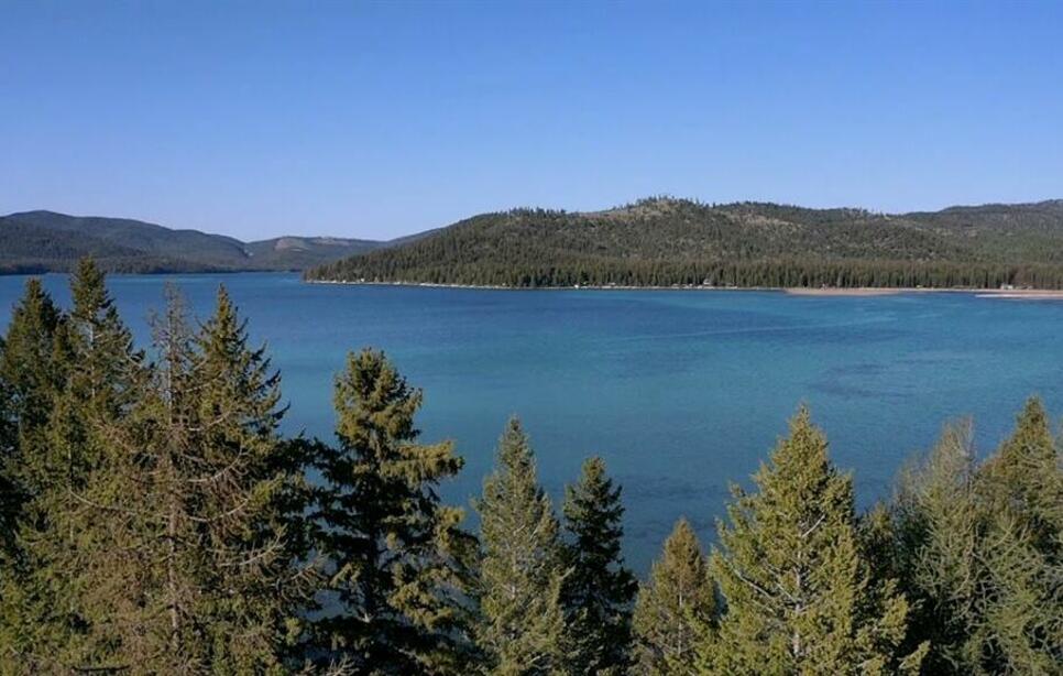 5915 Ashley Lake Road, Kila
