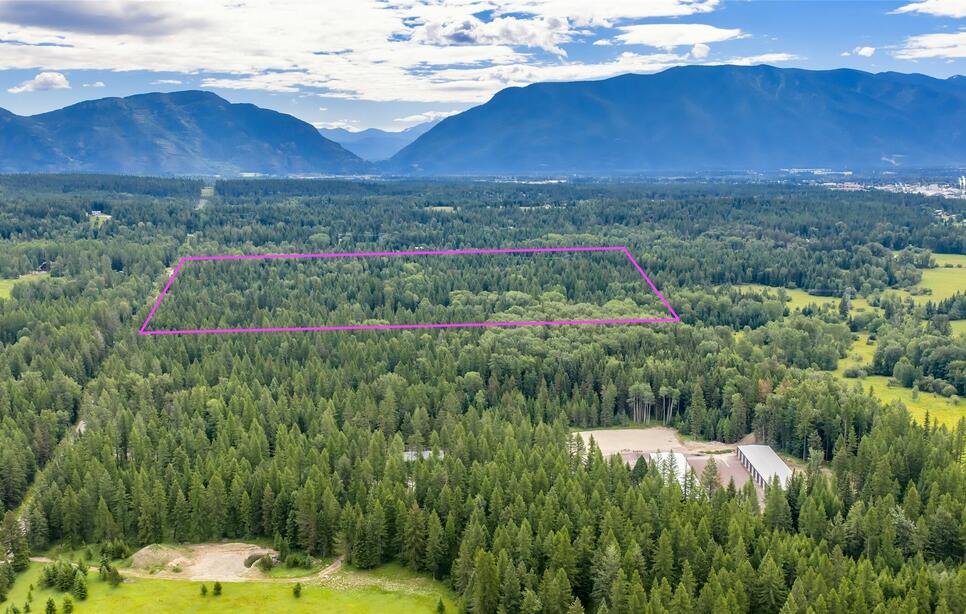 2226 Tamarack Lane, Columbia Falls