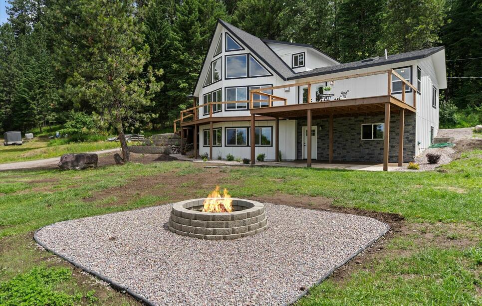 32890 Hellroaring Lane, Polson