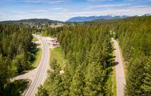 8615 Montana Hwy 35, Bigfork