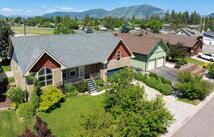 521 Evening Star Lane, Columbia Falls