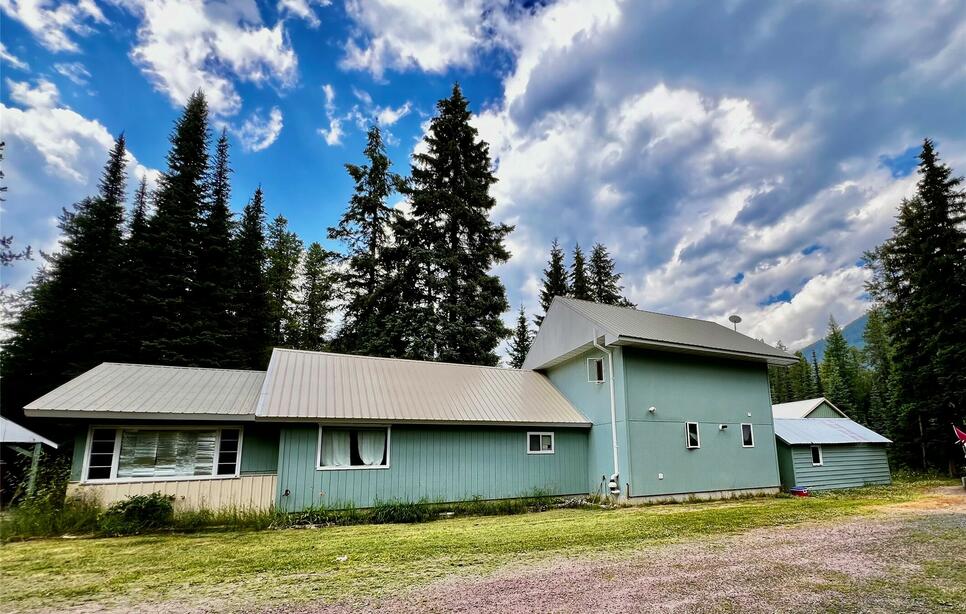 14400 Us Highway 2 E, Essex