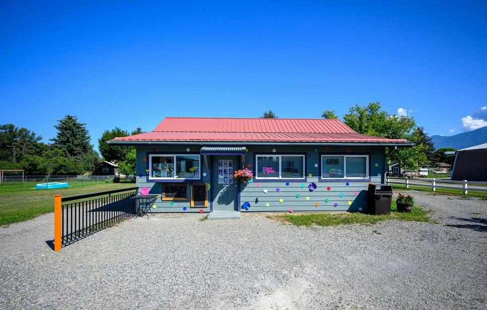 275 9th Street, Eureka