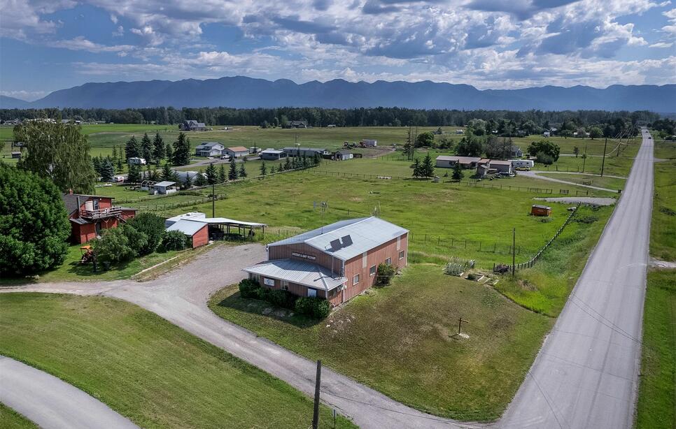 33 Lower Valley Road, Kalispell