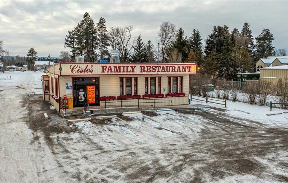 2046 Hwy 2 E, Kalispell