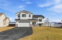 1237 Mackinaw Loop, Somers
