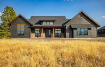 110 Paradise Loop, Eureka