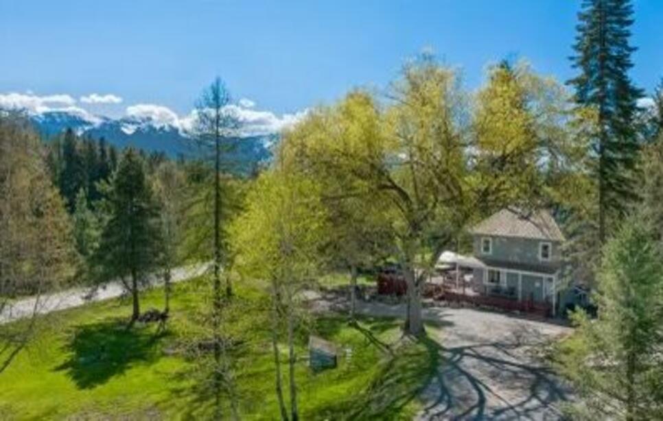 734 Swan River Road, Bigfork