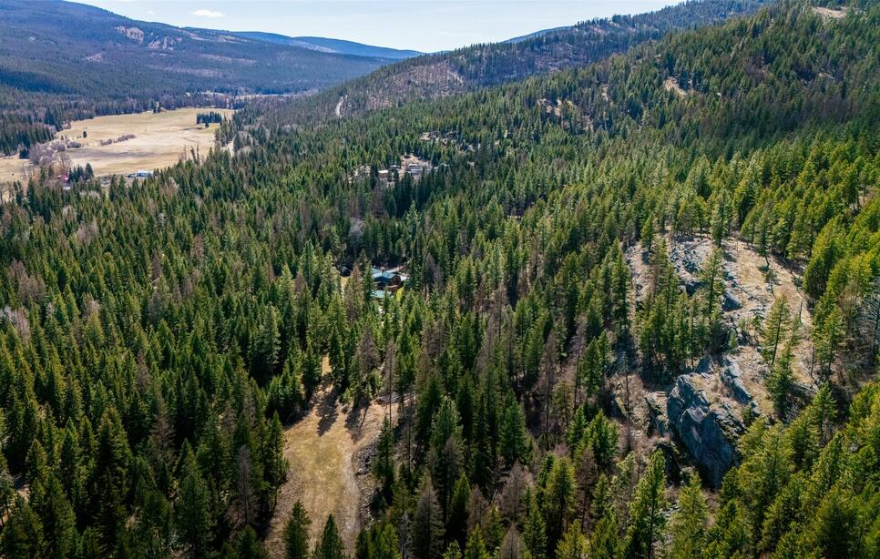 1760 & 1720 Browns Meadow Road, Kila