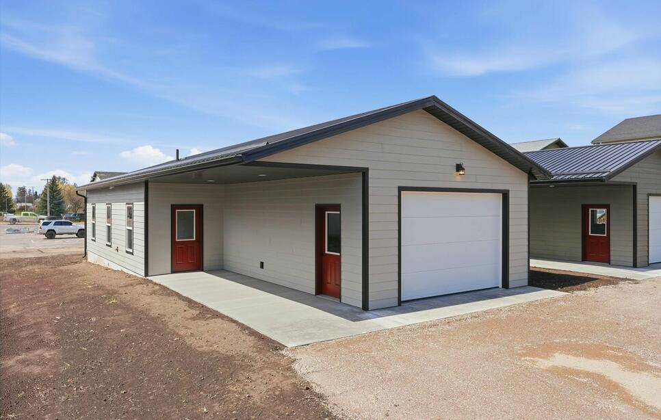 213 1st Avenue Se, Ronan