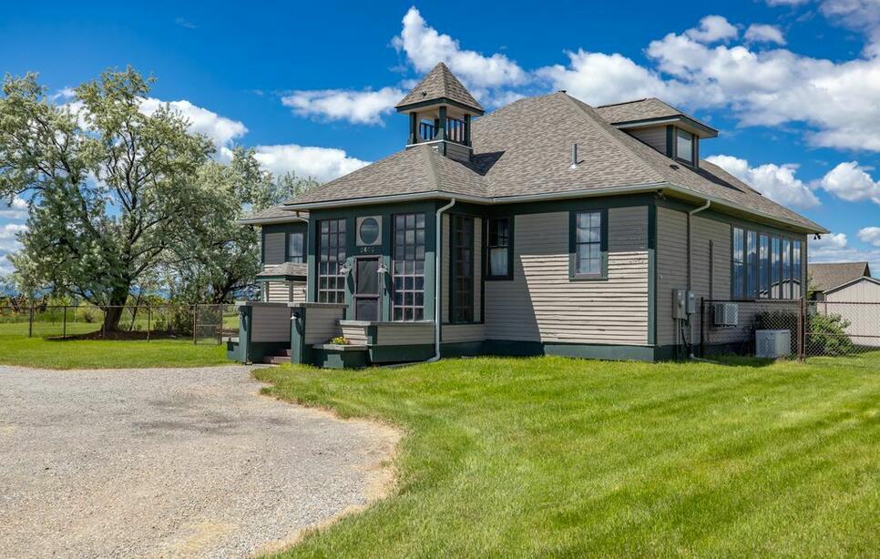 2405 Lower Valley Road, Kalispell