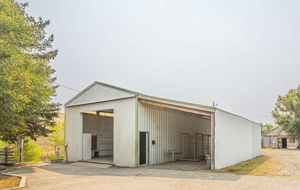 107 White Eagle Drive, Eureka