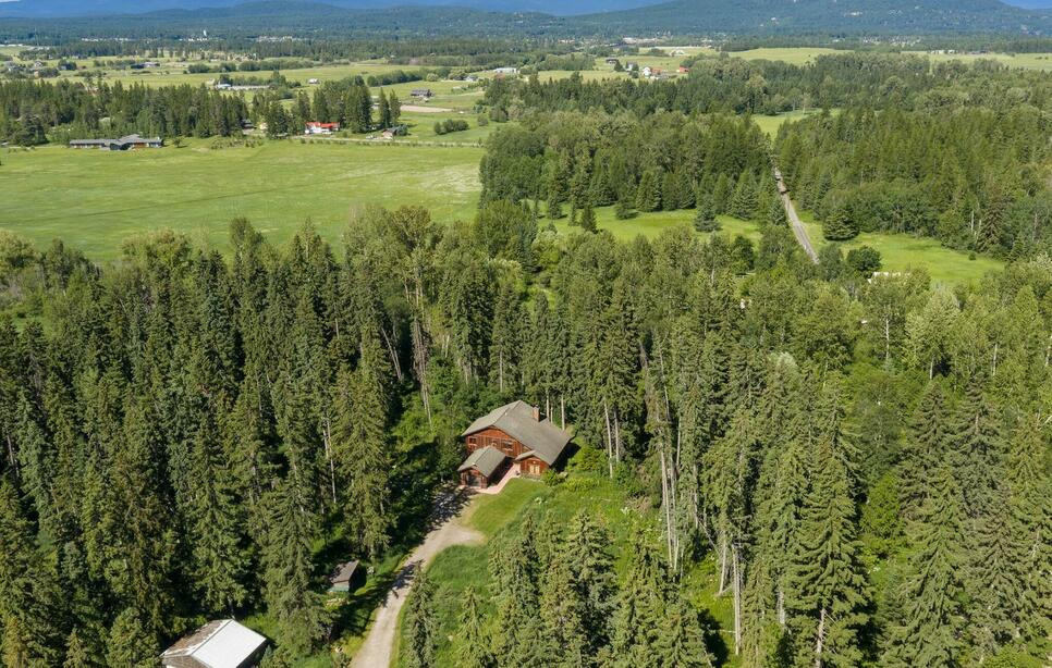 268 Haskill Crossing Road, Whitefish