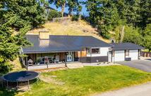 228 Lake Hills Court, Bigfork