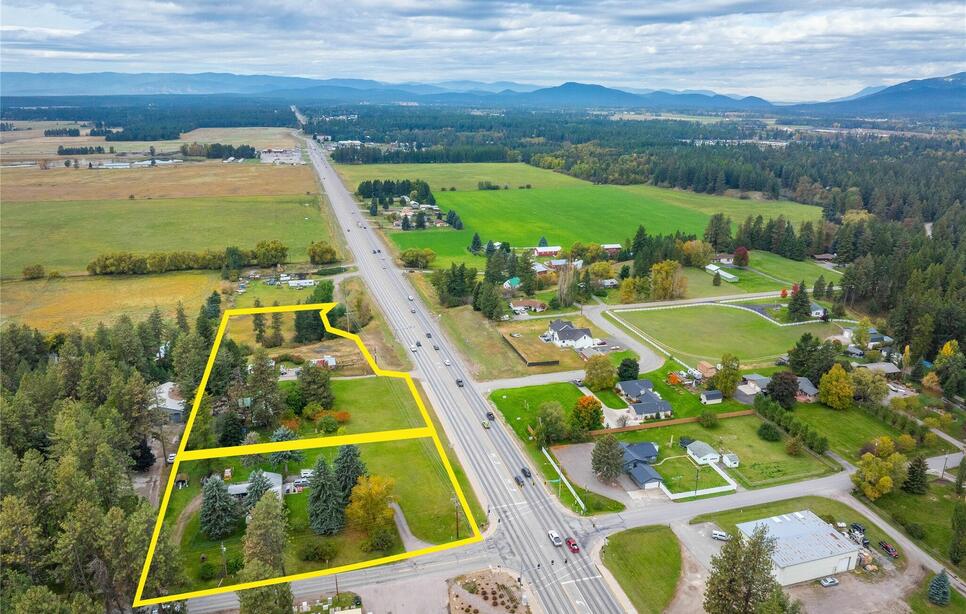 110 Hilltop Road & 6470 Us Highway 2, Columbia Falls