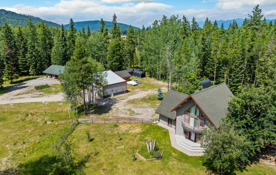 30580 Cayuse Lane, Bigfork