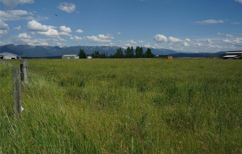 917 Somers Road, Kalispell