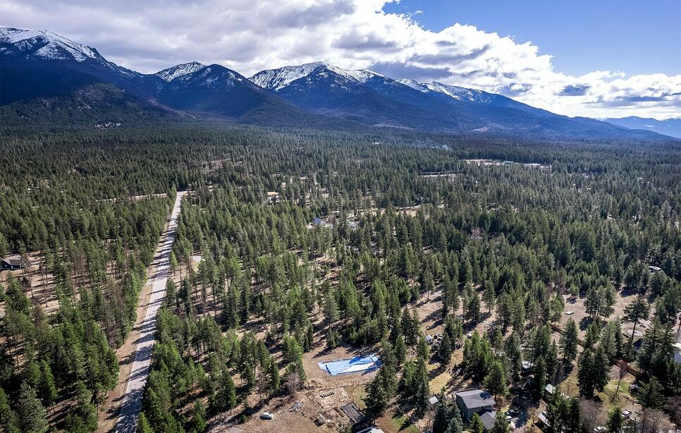 7 Trinkus Lane, Bigfork