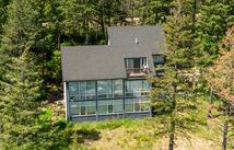 100 Deep Bay Drive, Lakeside