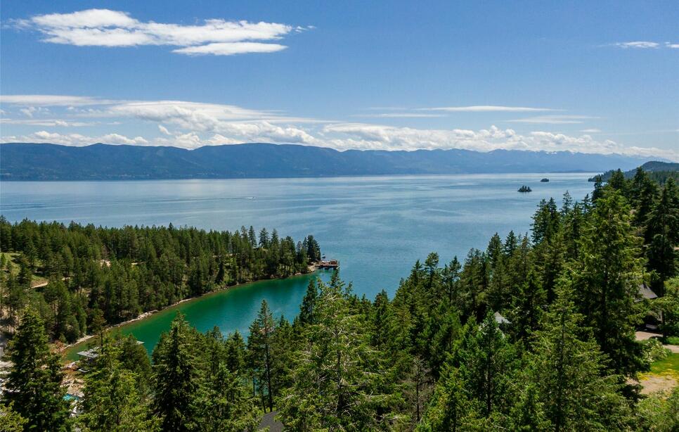 100 Deep Bay Drive, Lakeside