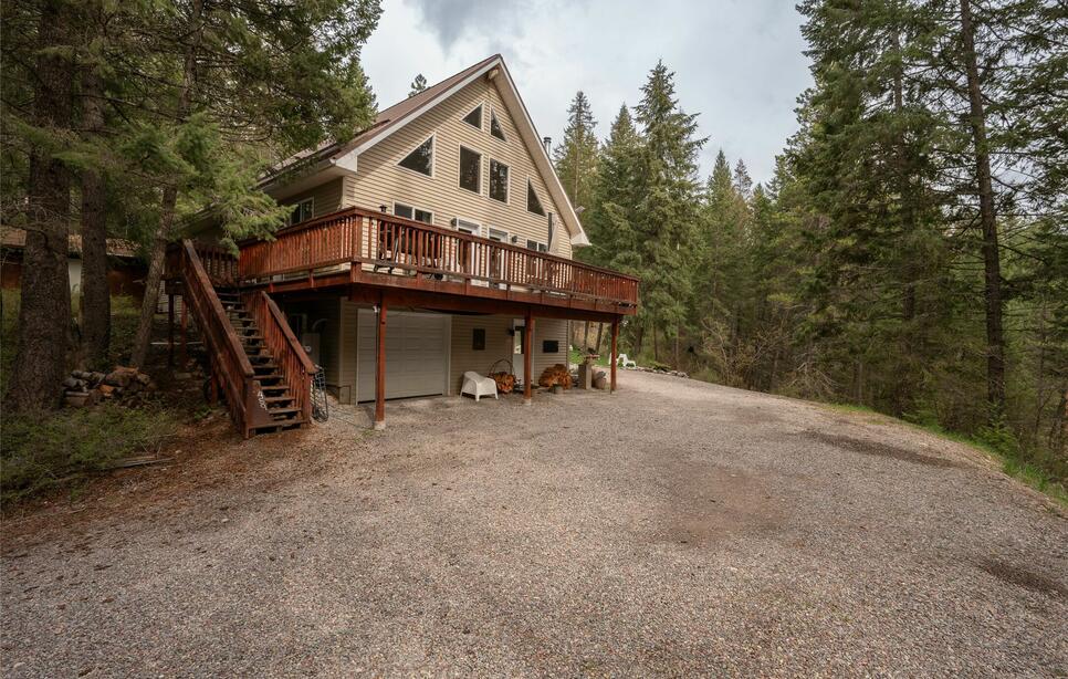 459 Lake Loop Drive, Kalispell