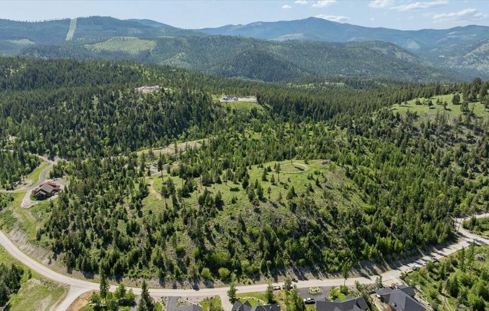 351, 367, 389 Ridge Line Drive, Lakeside