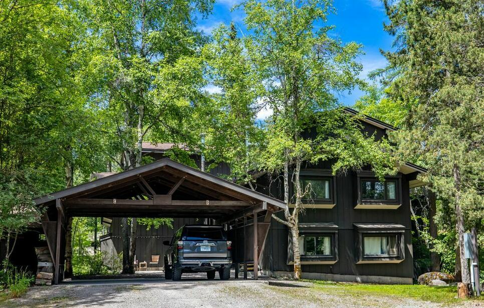 230 Forest Ridge Drive, Whitefish