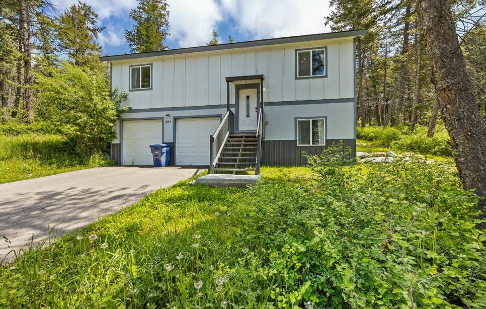 327 Deer Trail, Whitefish