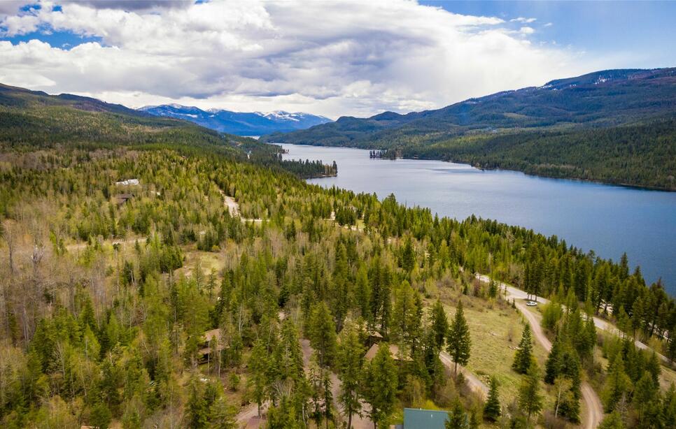 27572 Morning Wood Lane, Bigfork