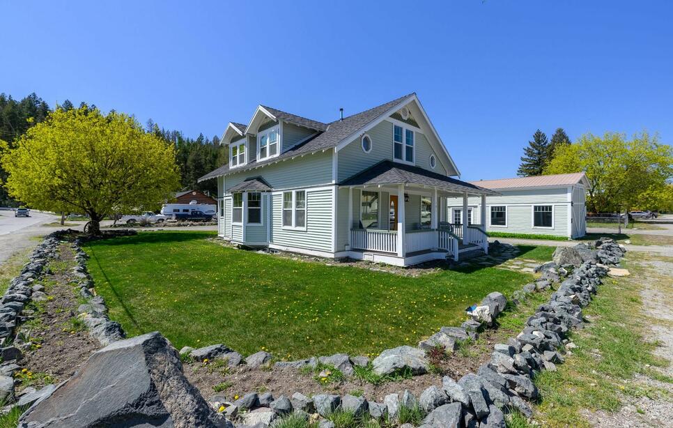 101 West Avenue N, Eureka