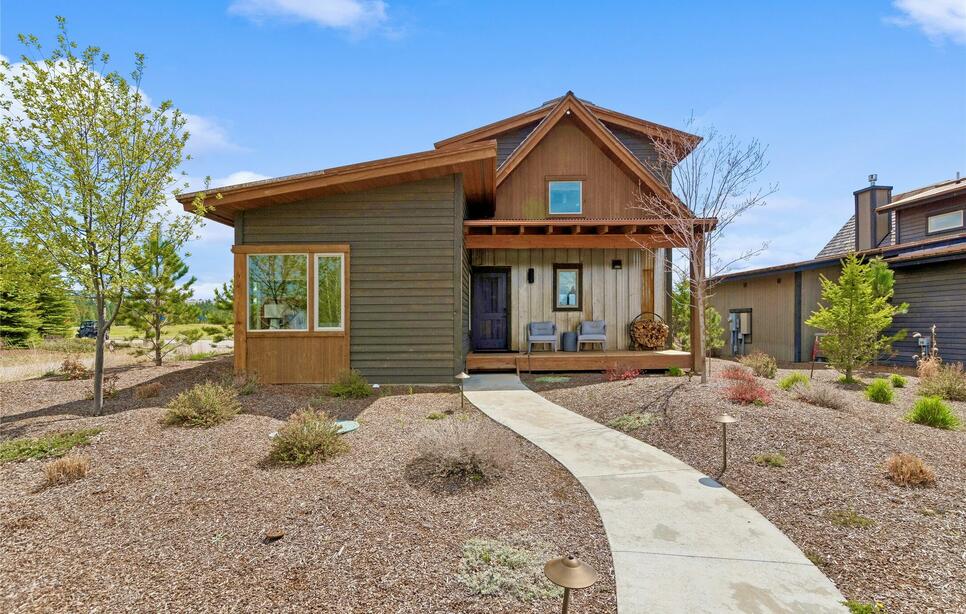 13 Battered Flag Lane, Eureka