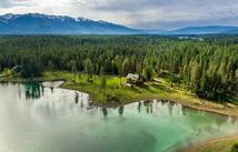 1029 Lake Of The Woods Lane, Bigfork