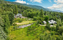 20322 Mt Highway 35, Bigfork