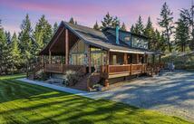 185 Mossy Rock Road N, Eureka