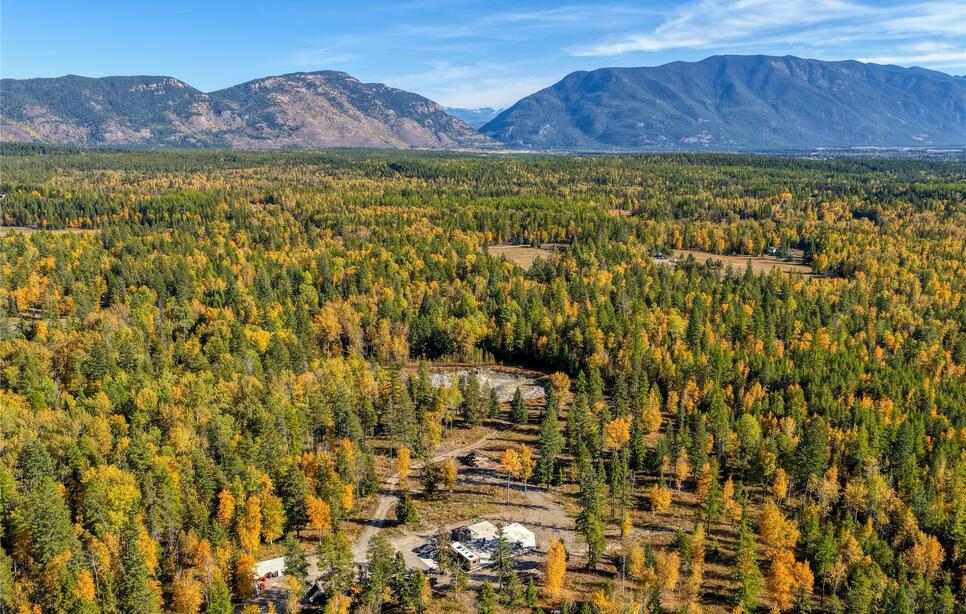 569 Trumbull Canyon Road, Columbia Falls