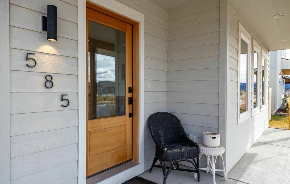 585 Holstein Way, Kalispell