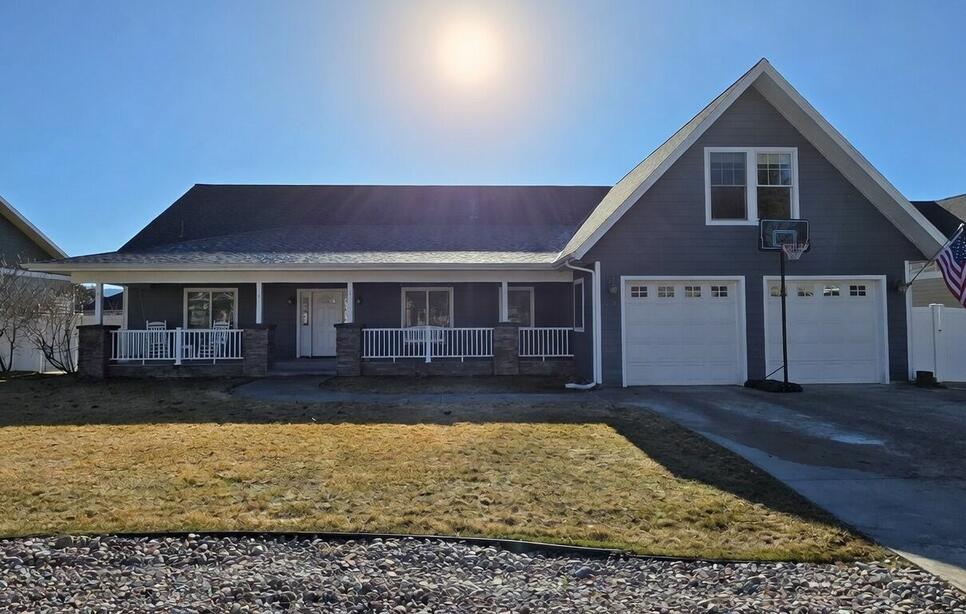 260 Crestview Drive, Bigfork