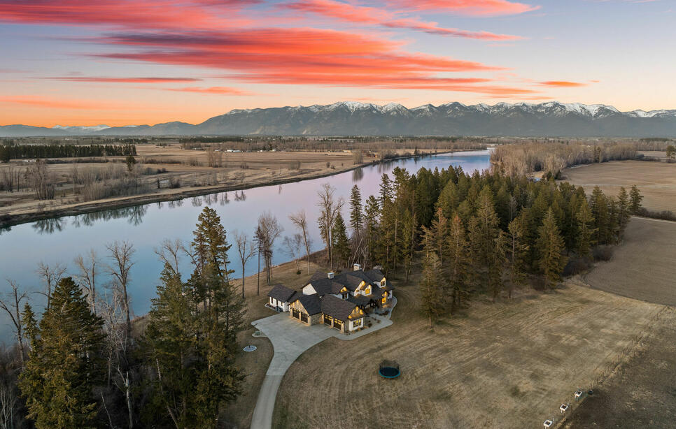 1275 Lower Valley Road, Kalispell
