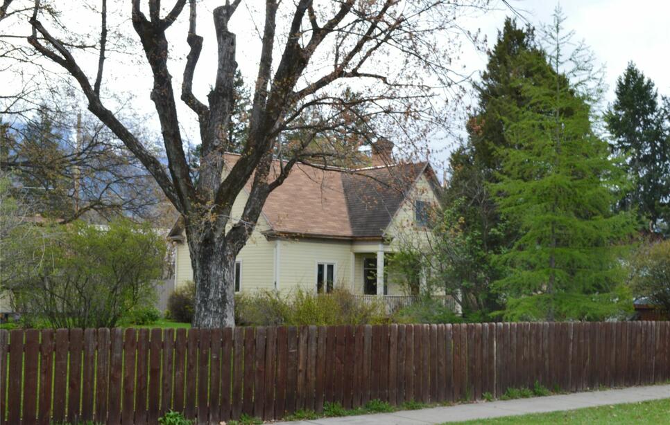 733 4th Avenue W, Columbia Falls