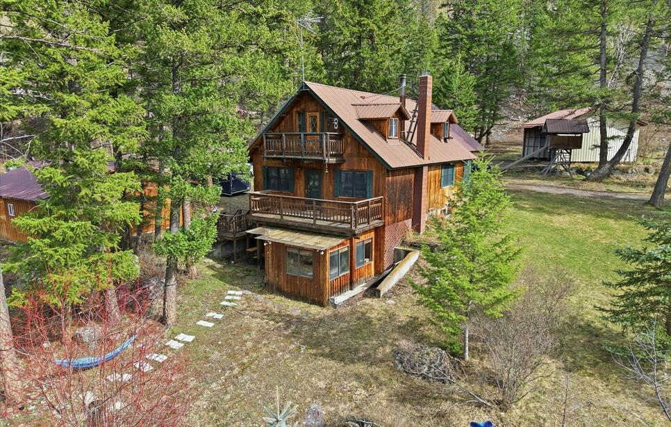 1477 Berne Road, Columbia Falls