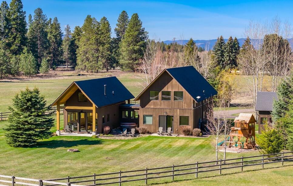 220 Palouse Lane, Columbia Falls