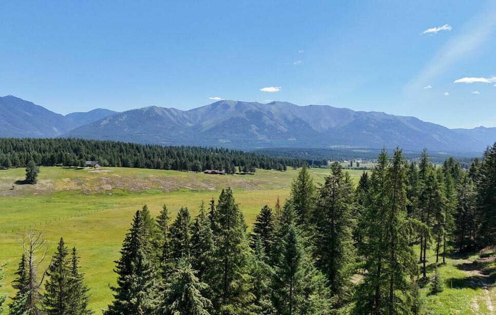 340 Eagle Lake Loop, Fortine