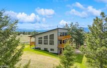 87 Velvet Grove, Eureka