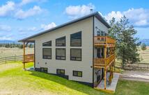 87 Velvet Grove, Eureka
