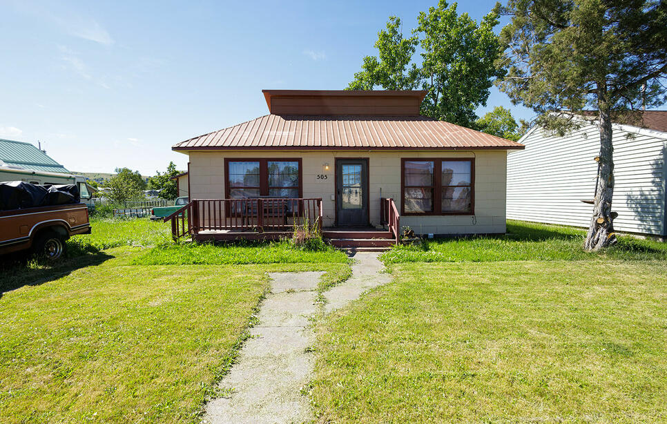 505 9th Avenue W, Polson