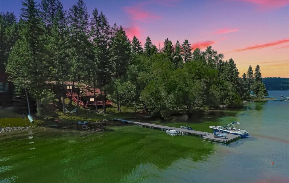 600 Glen Lake Drive, Eureka