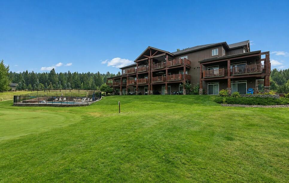 850 Saint Andrews Drive, Columbia Falls