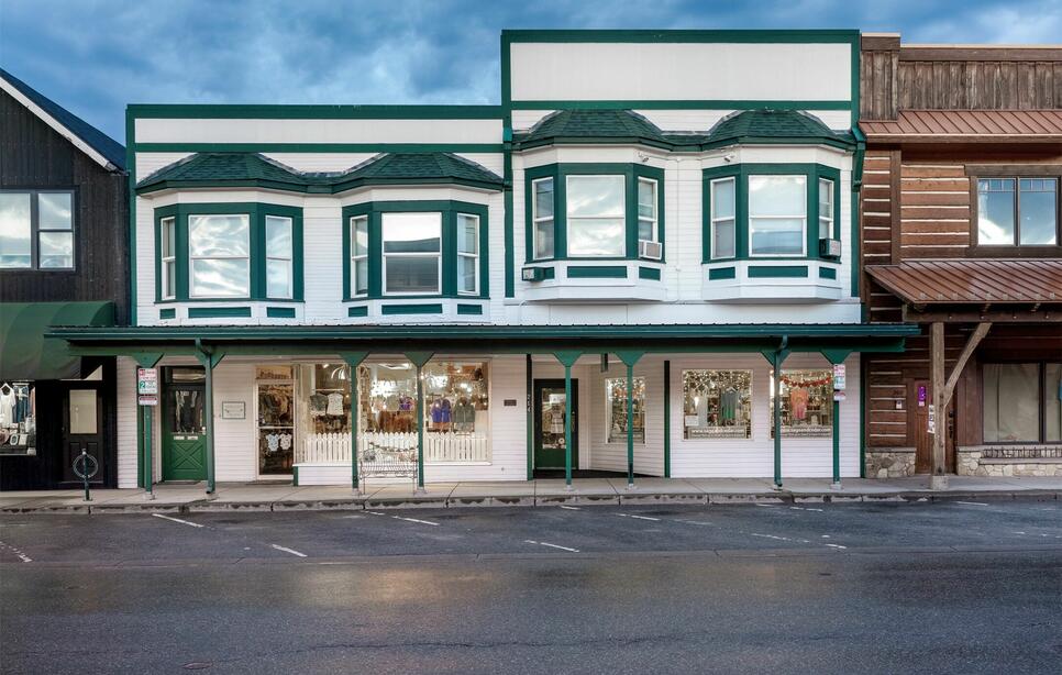 214, 216, 218 Central Avenue, Whitefish