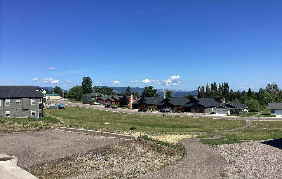 205 Shawnee Lane, Polson