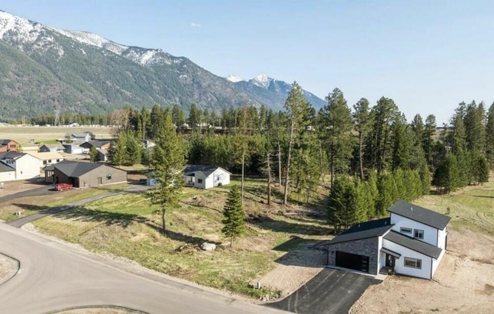 324 Bench Run, Columbia Falls